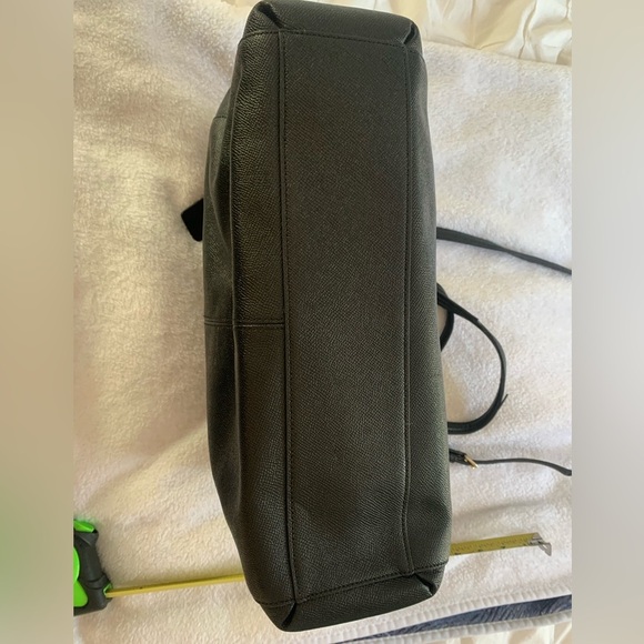 Coach Christie Carryall - Picture 12 of 16